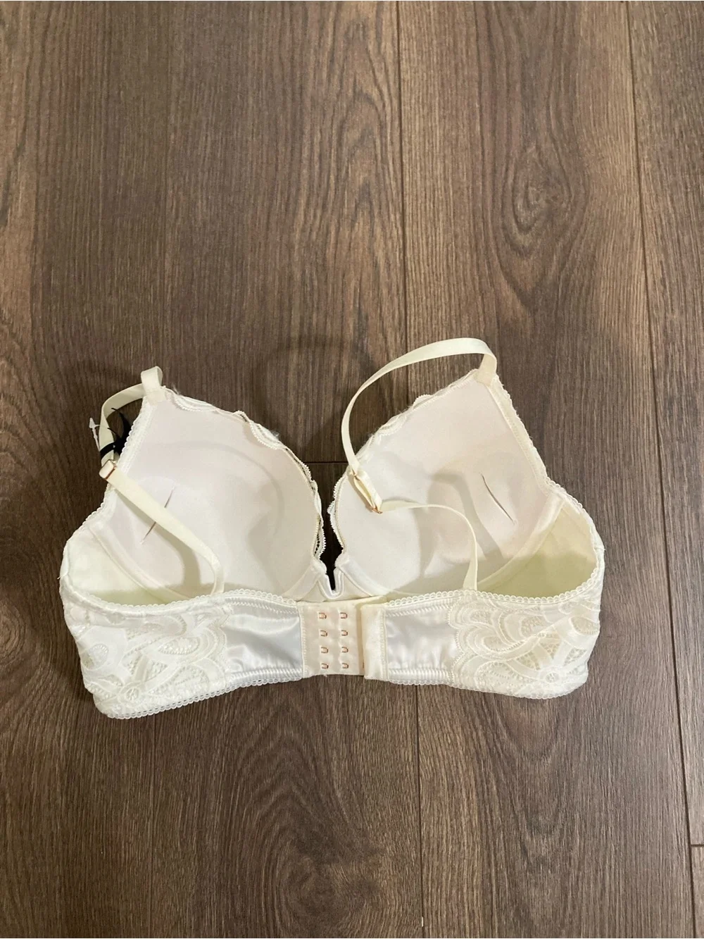 aerie elegant ivory
